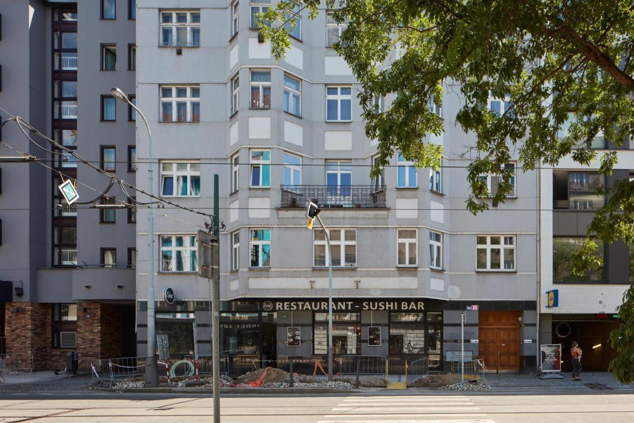 Prague Days - Spacious 3Bdr Apartment - Trendy Neighbourhood エクステリア 写真